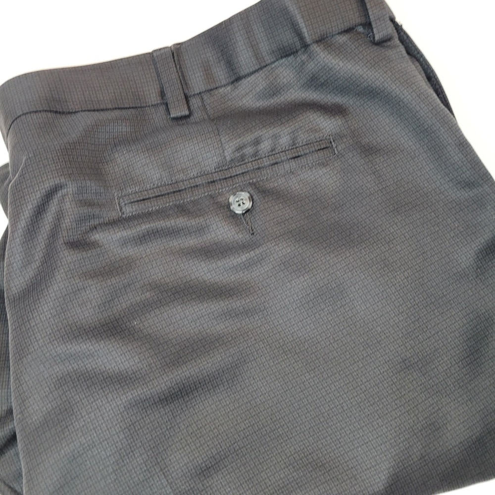 Roundtree & Yorke Golf Shorts Mens 46 Dark Gray Excellent Textured Flat Front